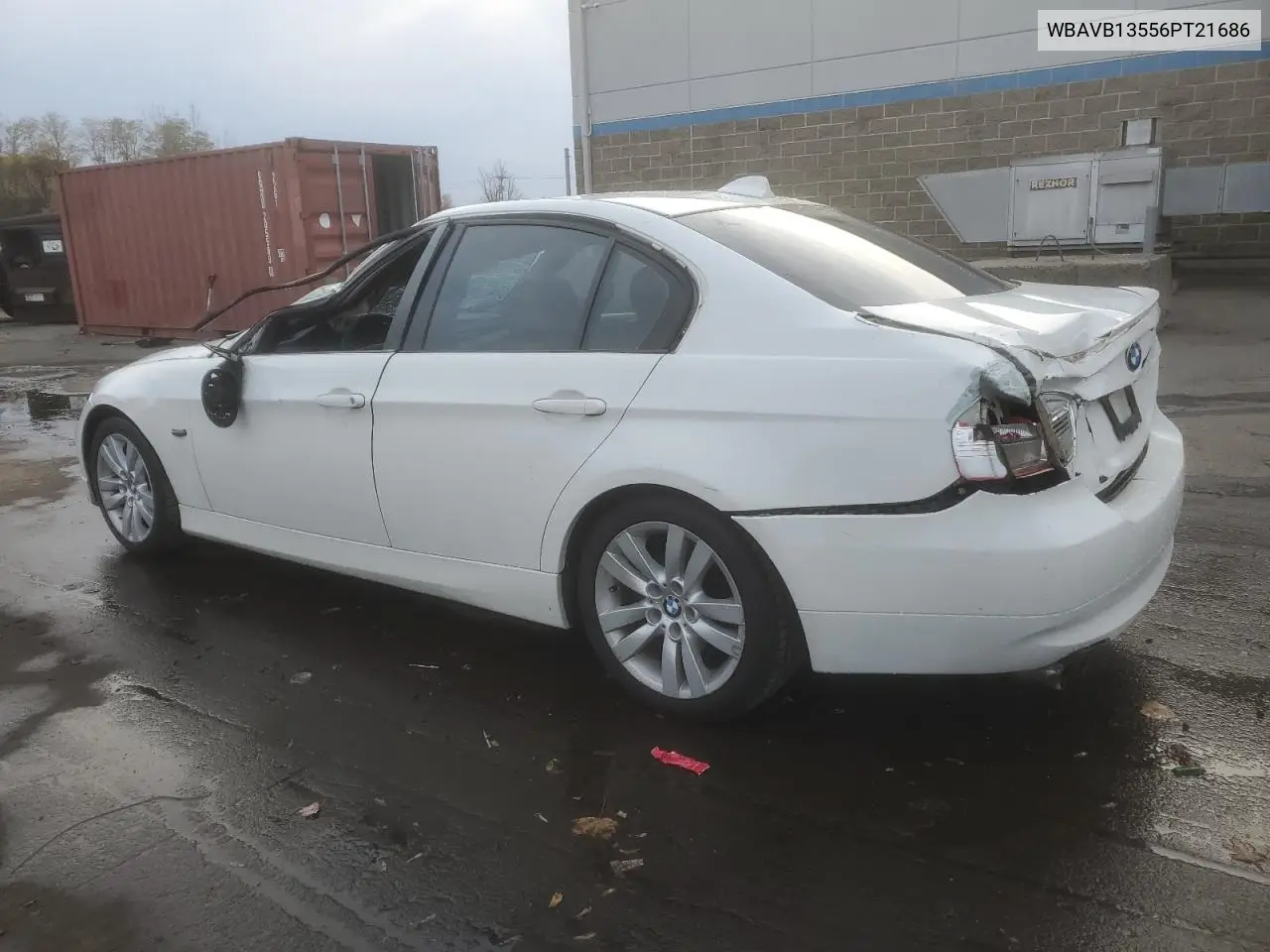 WBAVB13556PT21686 2006 BMW 325 I