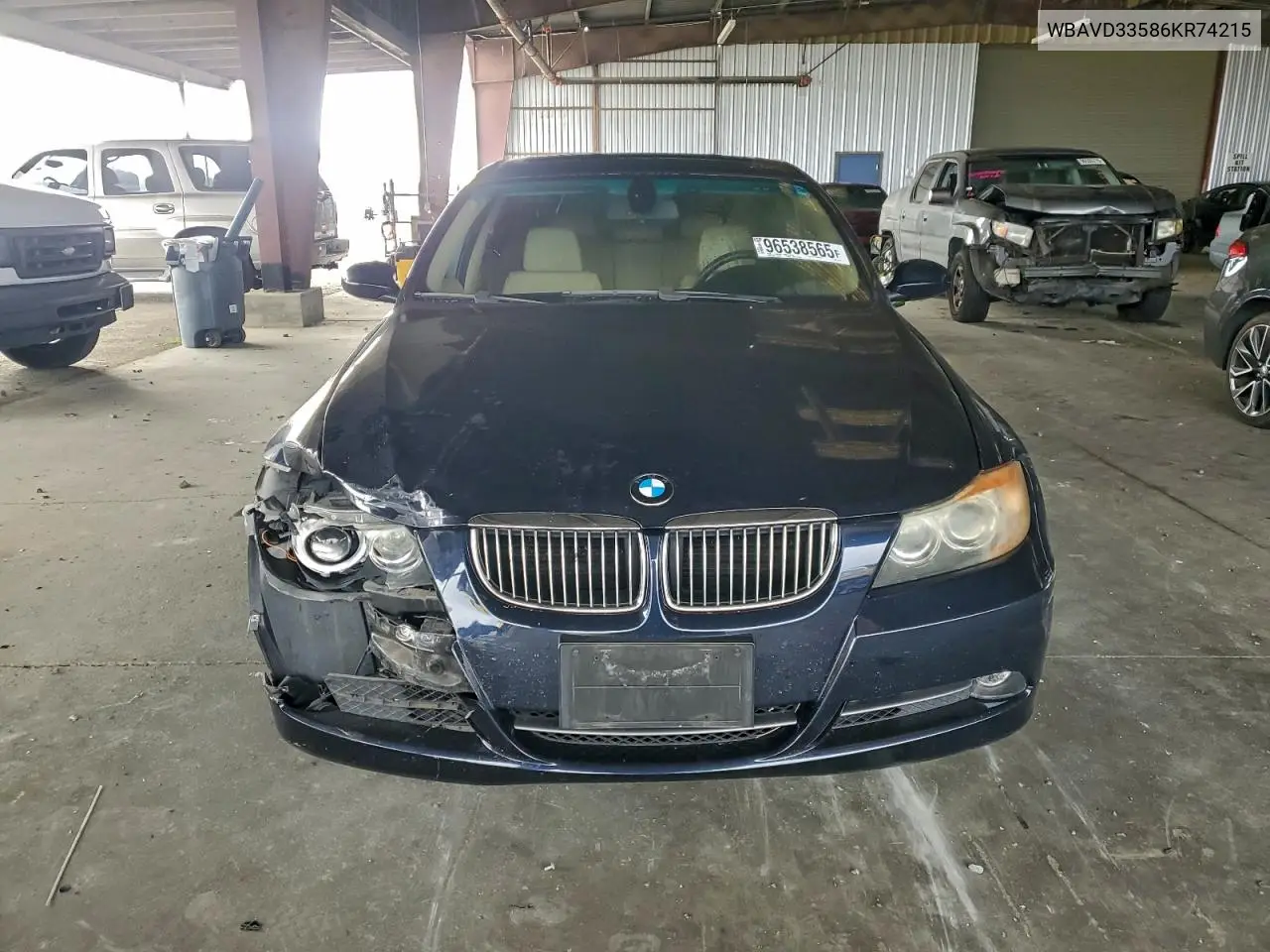 WBAVD33586KR74215 2006 BMW 330 Xi