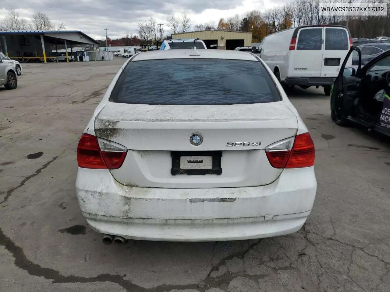 WBAVC93537KX57382 2007 BMW 328 Xi