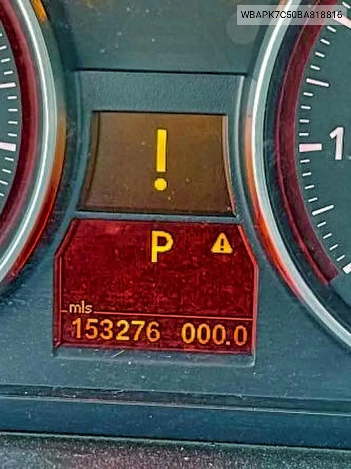 WBAPK7C50BA818816 2011 BMW 328 Xi