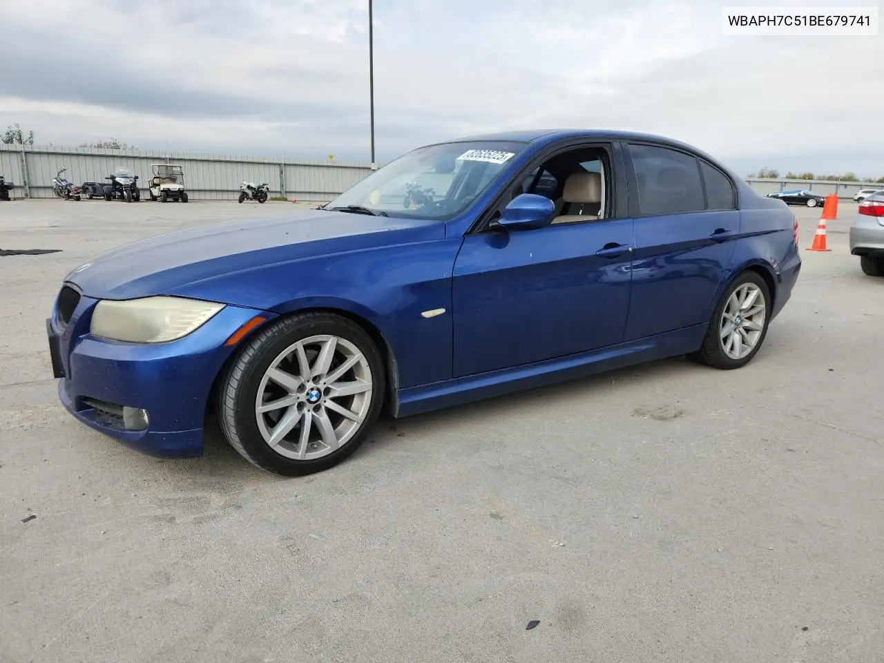 WBAPH7C51BE679741 2011 BMW 328 I