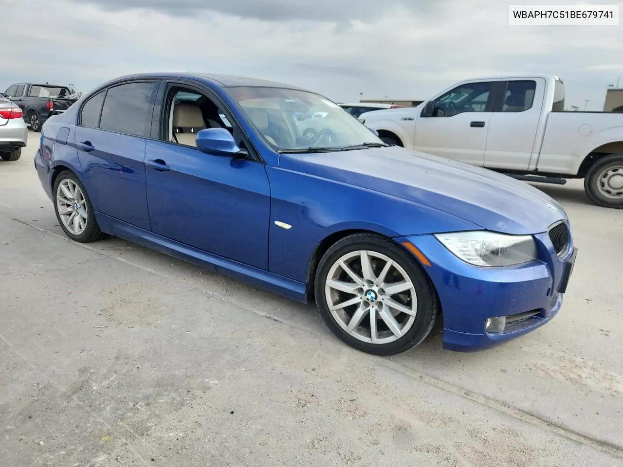 WBAPH7C51BE679741 2011 BMW 328 I