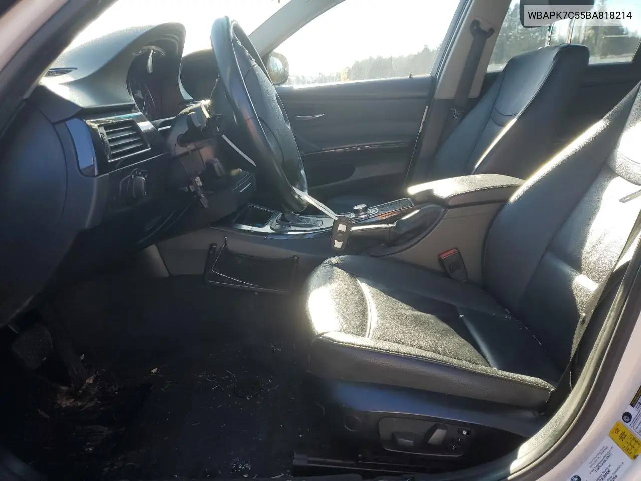 WBAPK7C55BA818214 2011 BMW 328 Xi