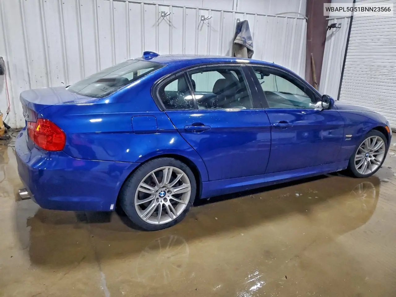 WBAPL5G51BNN23566 2011 BMW 335 Xi