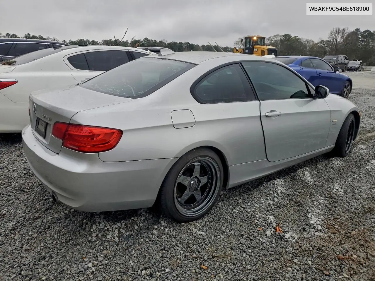 WBAKF9C54BE618900 2011 BMW 335 Xi