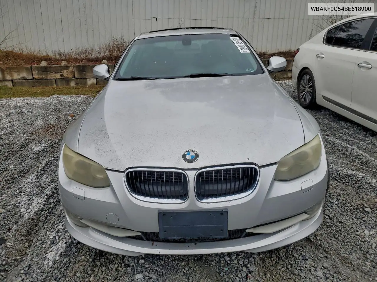 WBAKF9C54BE618900 2011 BMW 335 Xi