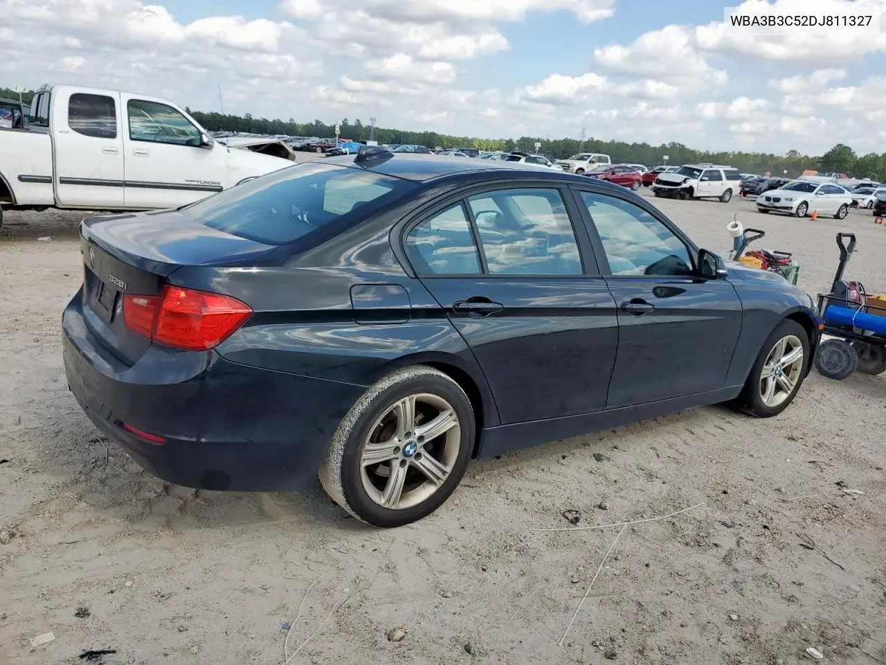 WBA3B3C52DJ811327 2013 BMW 328 Xi