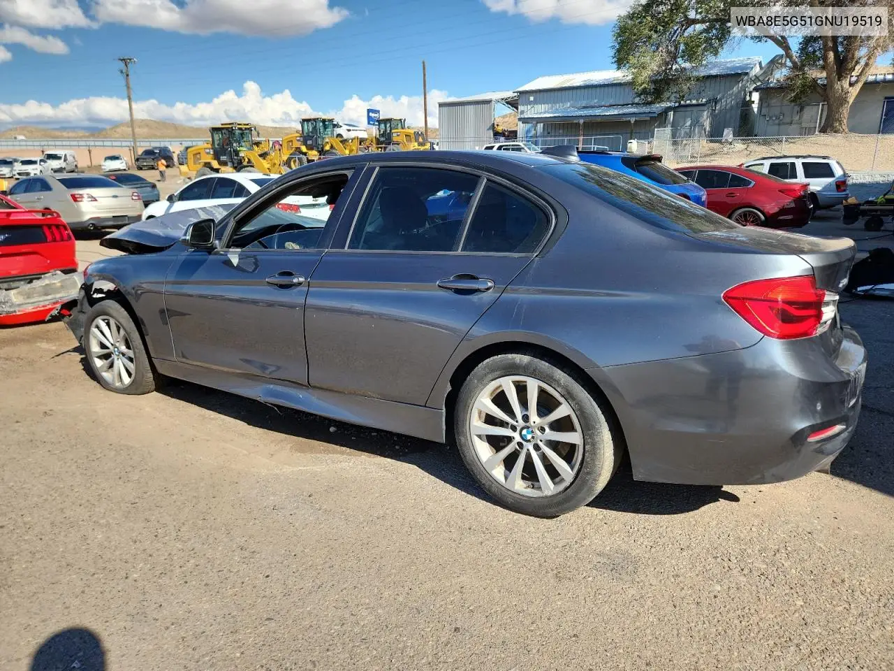 WBA8E5G51GNU19519 2016 BMW 320 Xi
