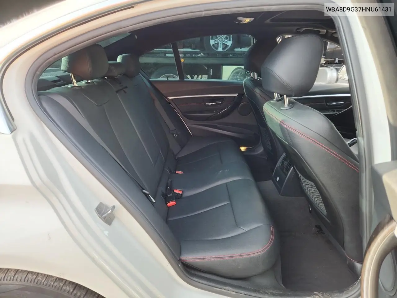 WBA8D9G37HNU61431 2017 BMW 330 Xi