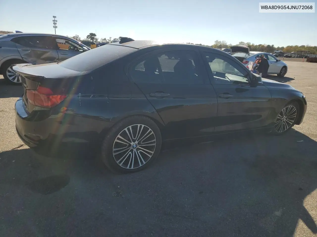 WBA8D9G54JNU72068 2018 BMW 330 Xi