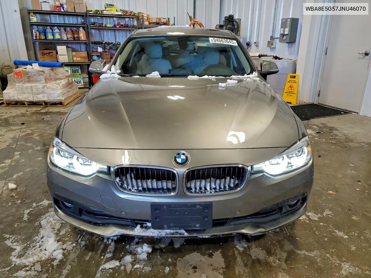WBA8E5G57JNU46070 2018 BMW 320 Xi