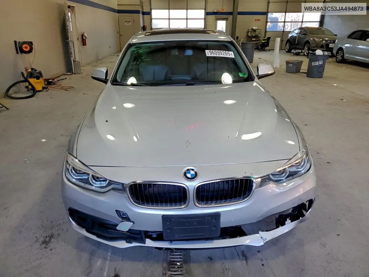 WBA8A3C53JA494873 2018 BMW 320 Xi