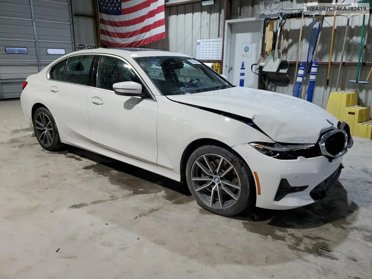 WBA5R7C54KAJ82419 2019 BMW 330Xi