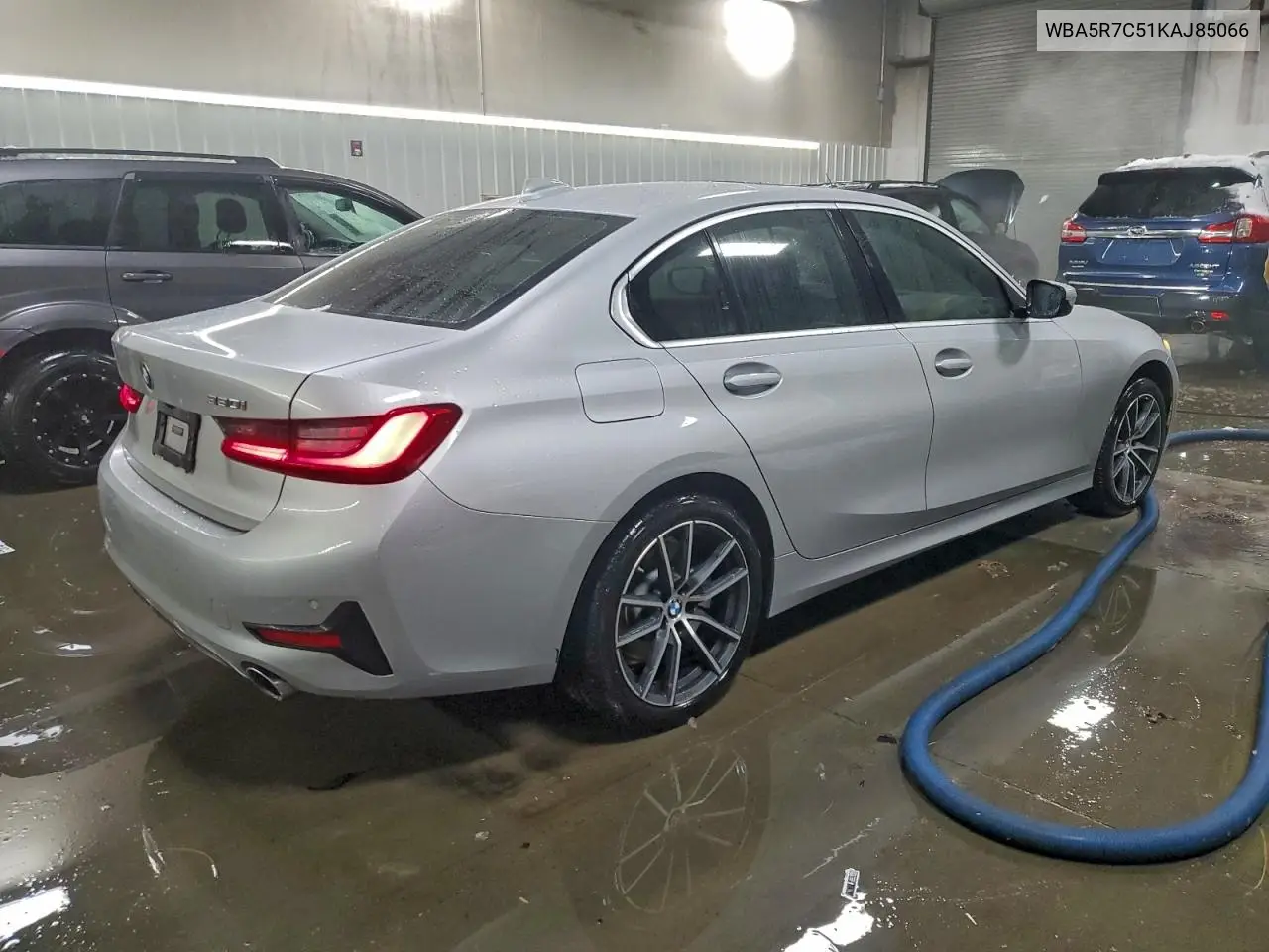 WBA5R7C51KAJ85066 2019 BMW 330Xi