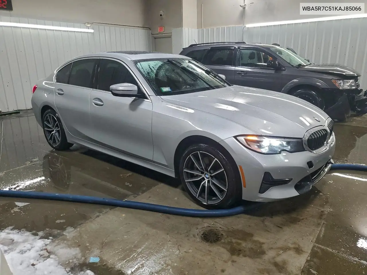 WBA5R7C51KAJ85066 2019 BMW 330Xi