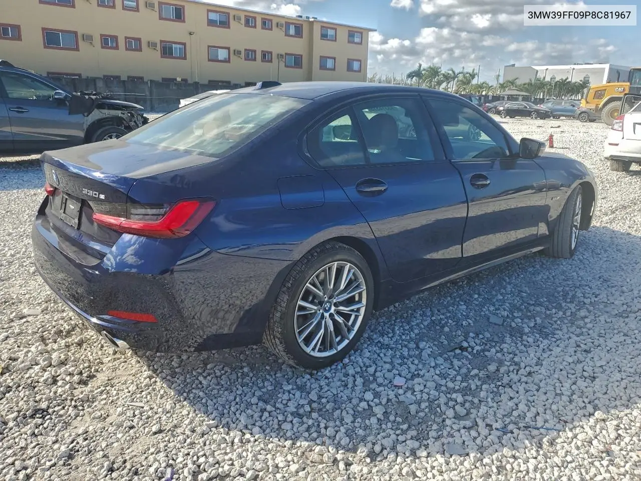 3MW39FF09P8C81967 2023 BMW 330E