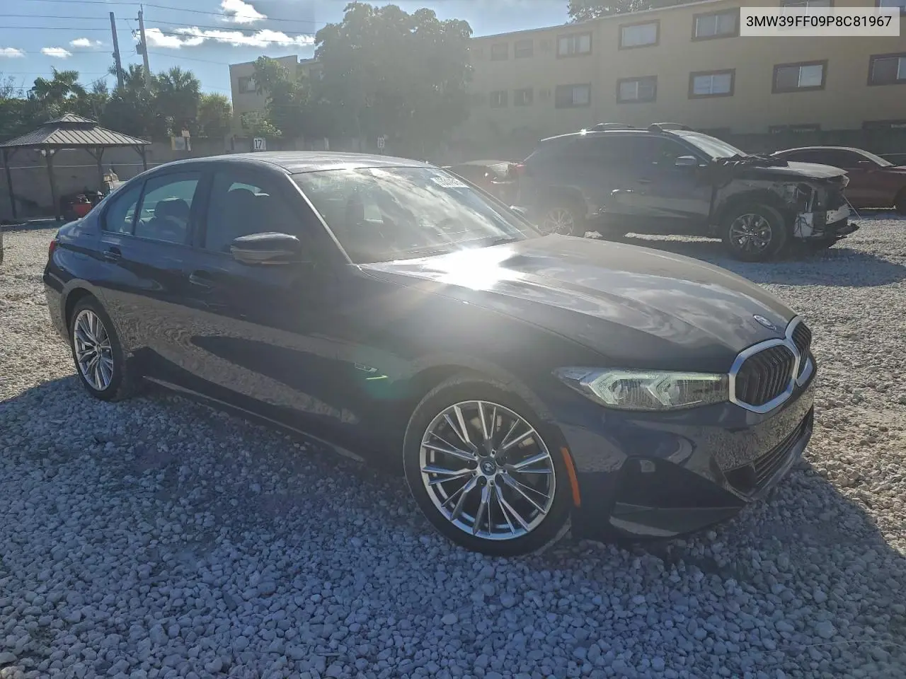 3MW39FF09P8C81967 2023 BMW 330E