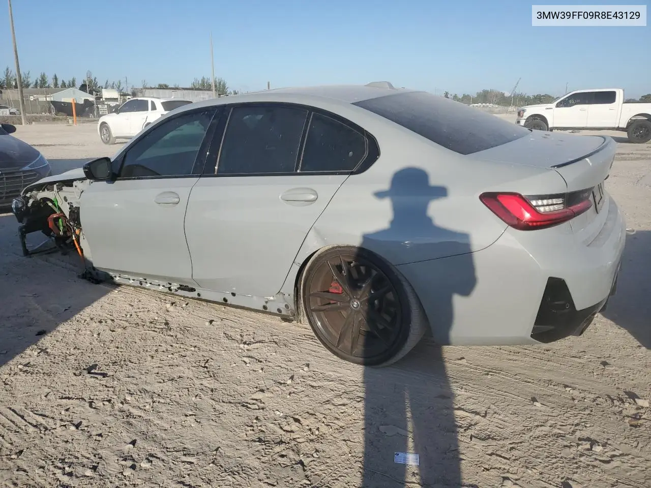 3MW39FF09R8E43129 2024 BMW 330E