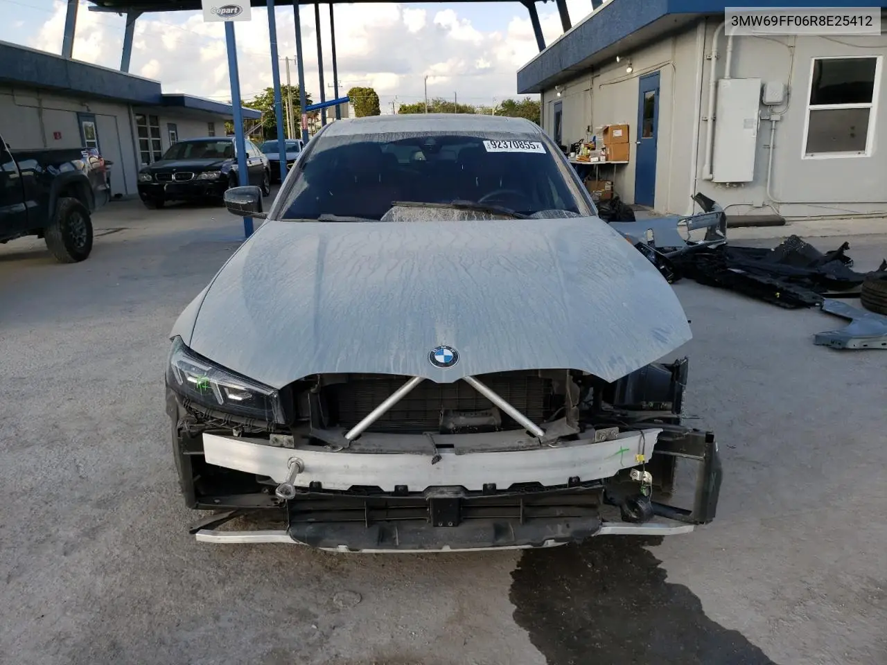 3MW69FF06R8E25412 2024 BMW 330I