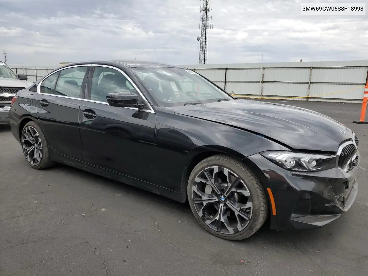 3MW69CW06S8F18998 2025 BMW 330I