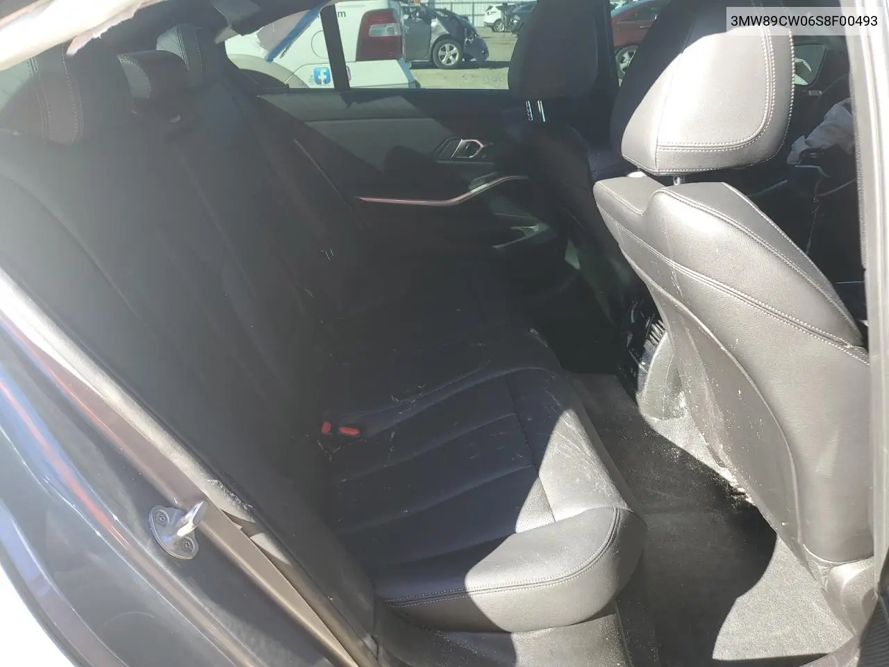 3MW89CW06S8F00493 2025 BMW 330Xi