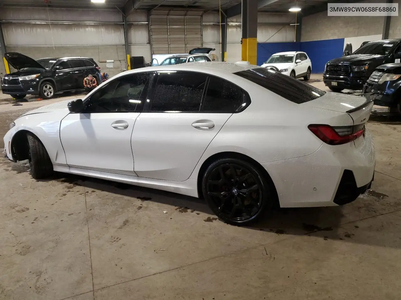 3MW89CW06S8F68860 2025 BMW 330Xi