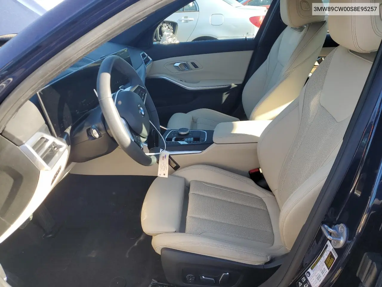 3MW89CW00S8E95257 2025 BMW 330Xi