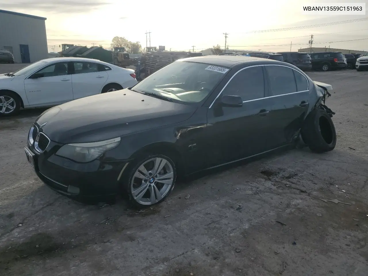 WBANV13559C151963 2009 BMW 528 Xi