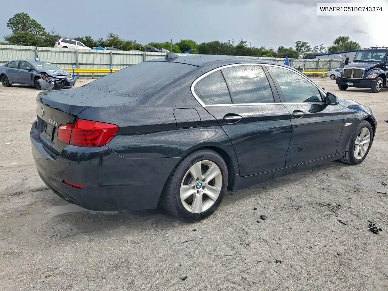 WBAFR1C51BC743374 2011 BMW 528 I