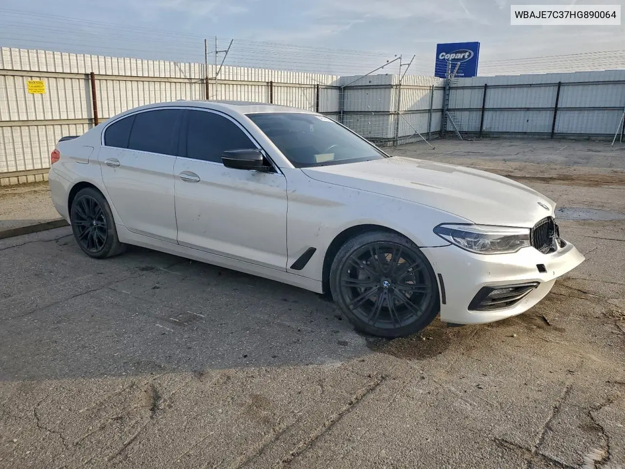 WBAJE7C37HG890064 2017 BMW 540 Xi