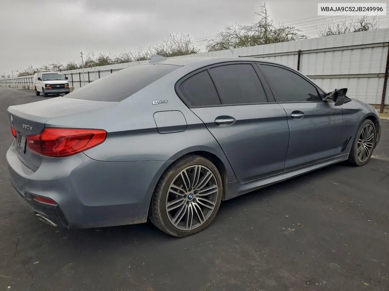 WBAJA9C52JB249996 2018 BMW 530E