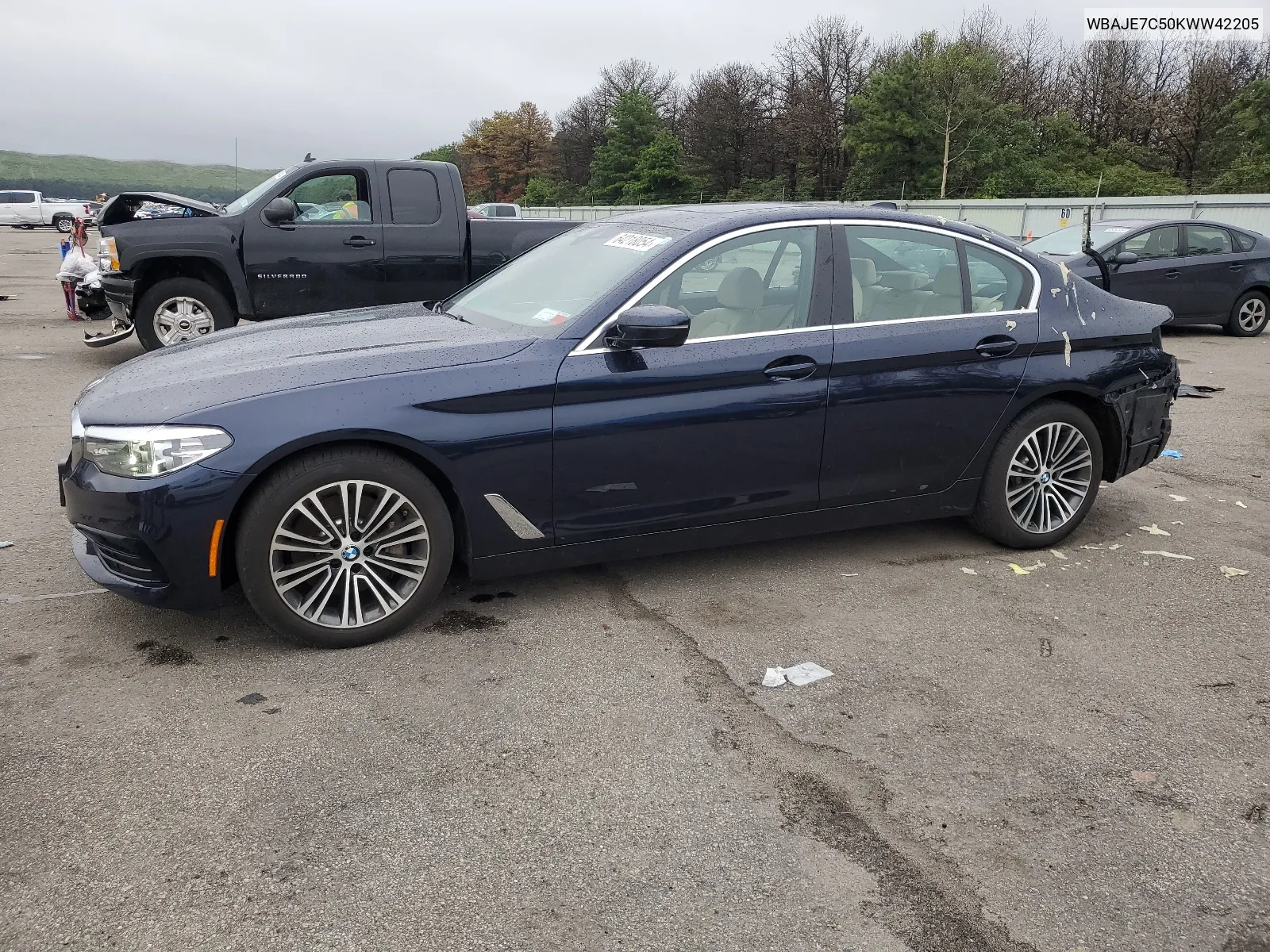 WBAJE7C50KWW42205 2019 BMW 540 Xi