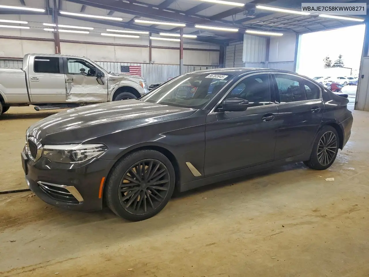 WBAJE7C58KWW08271 2019 BMW 540 Xi