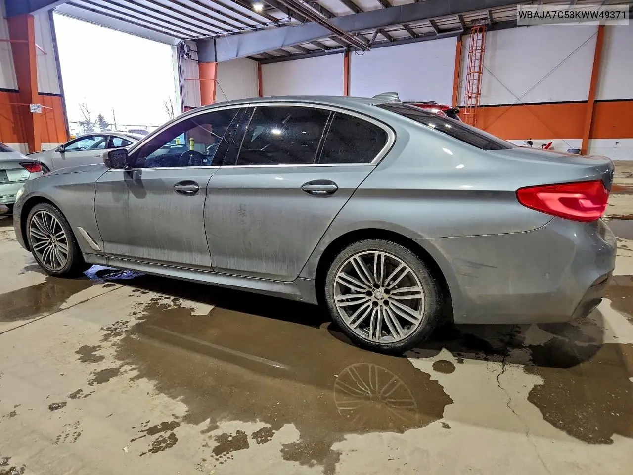 WBAJA7C53KWW49371 2019 BMW 530 Xi