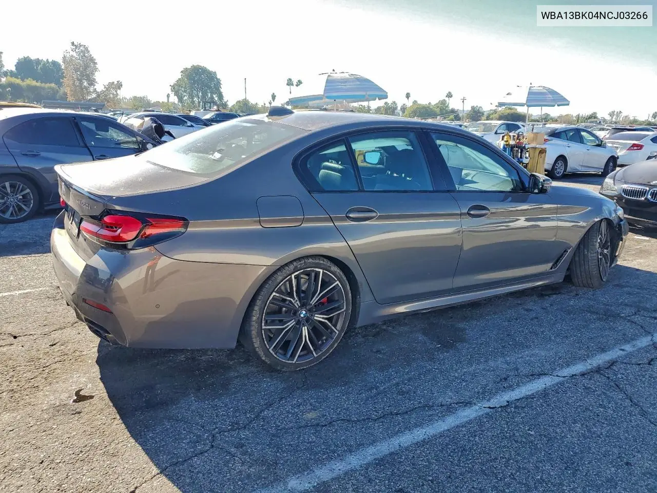 WBA13BK04NCJ03266 2022 BMW M550Xi