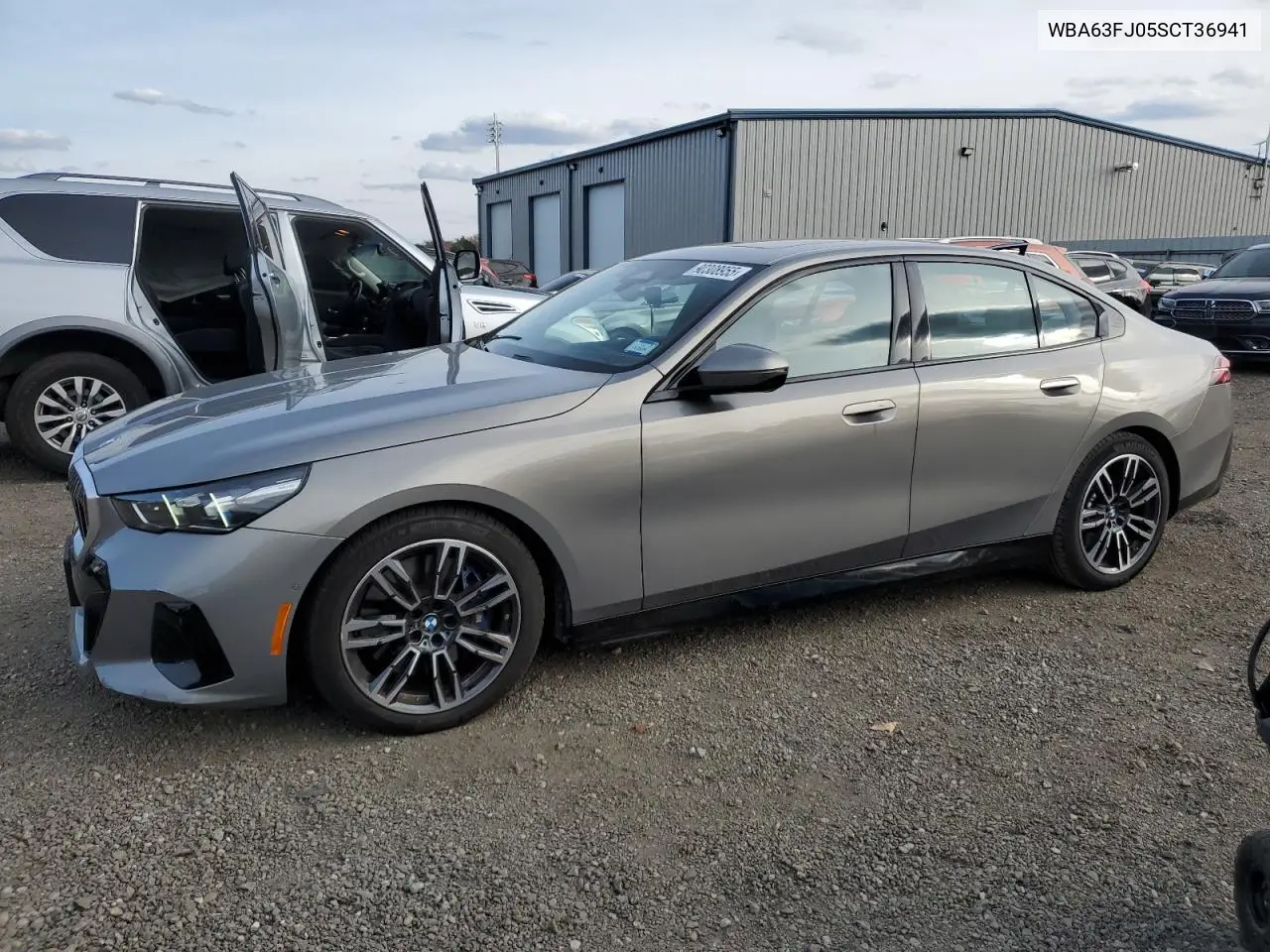 WBA63FJ05SCT36941 2025 BMW 540 Xi