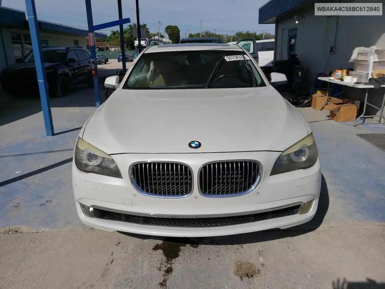 WBAKA4C58BC612840 2011 BMW 740 I