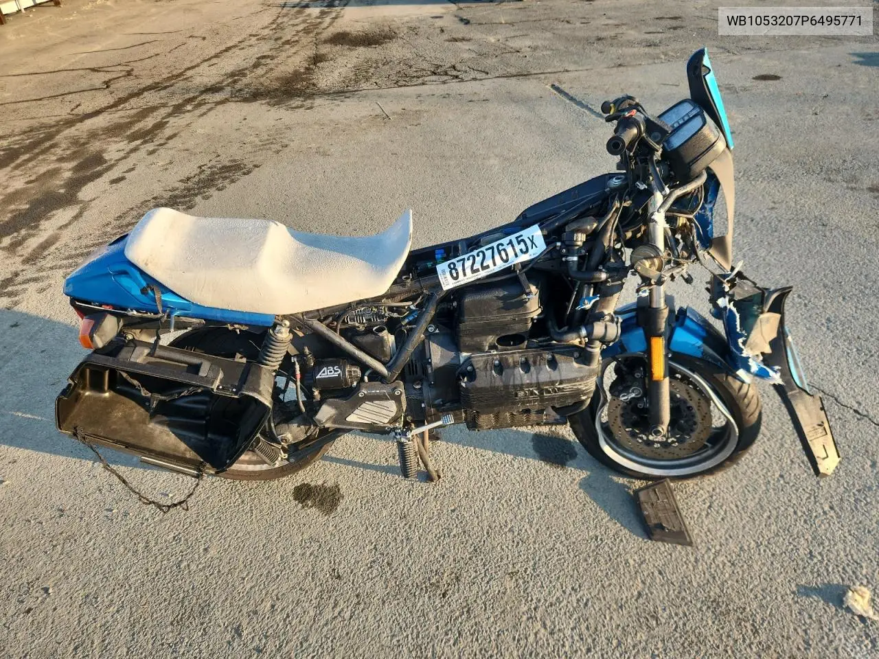 WB1053207P6495771 1993 BMW K1100 Rs
