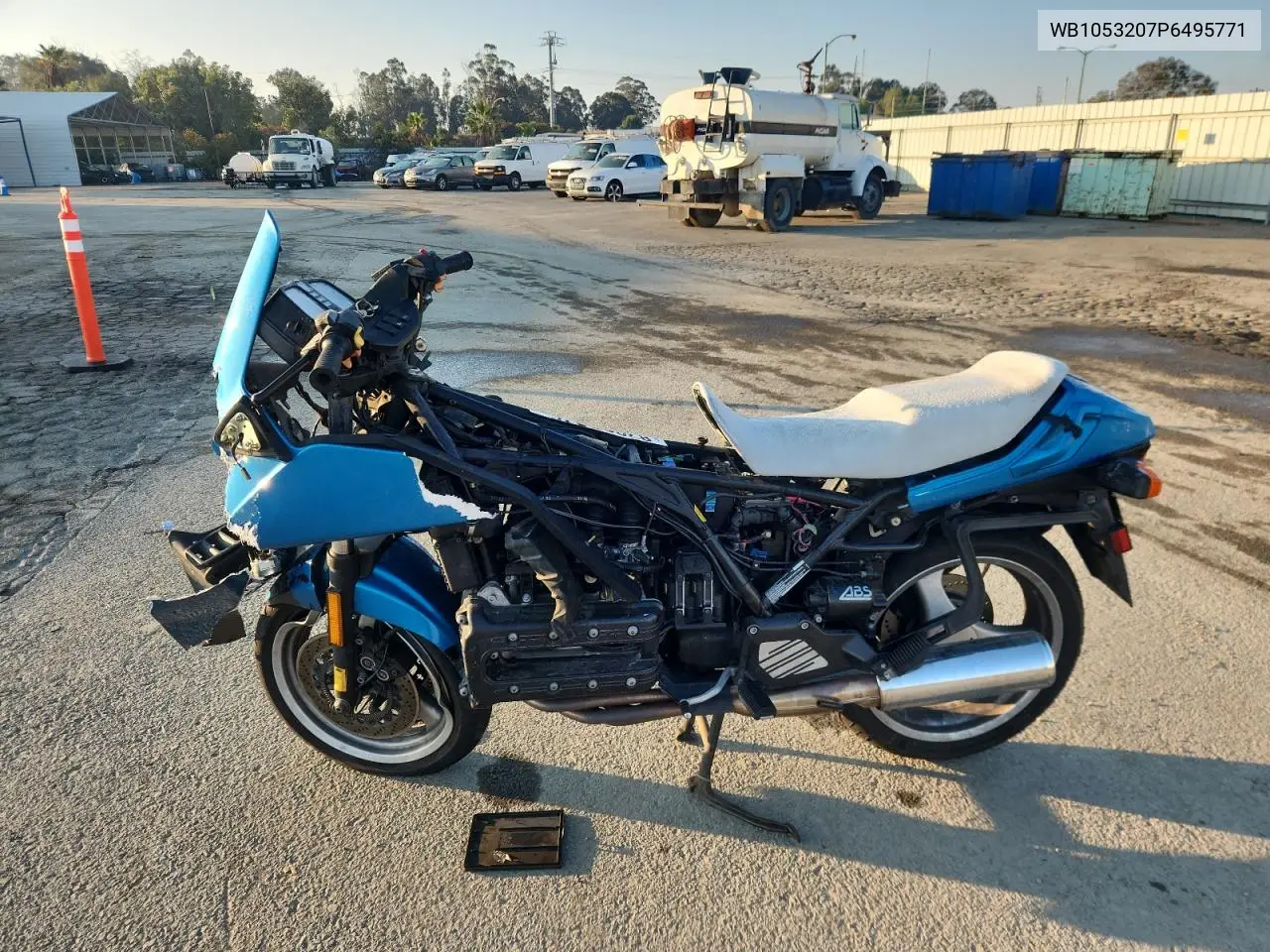 WB1053207P6495771 1993 BMW K1100 Rs
