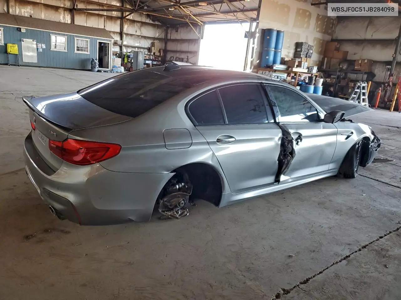 WBSJF0C51JB284098 2018 BMW M5