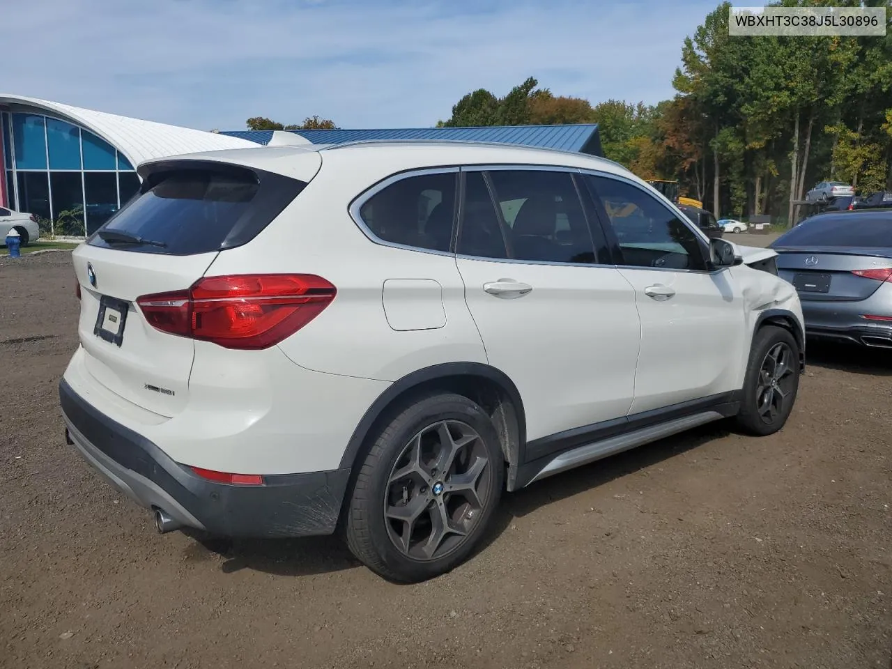 WBXHT3C38J5L30896 2018 BMW X1 xDrive28I