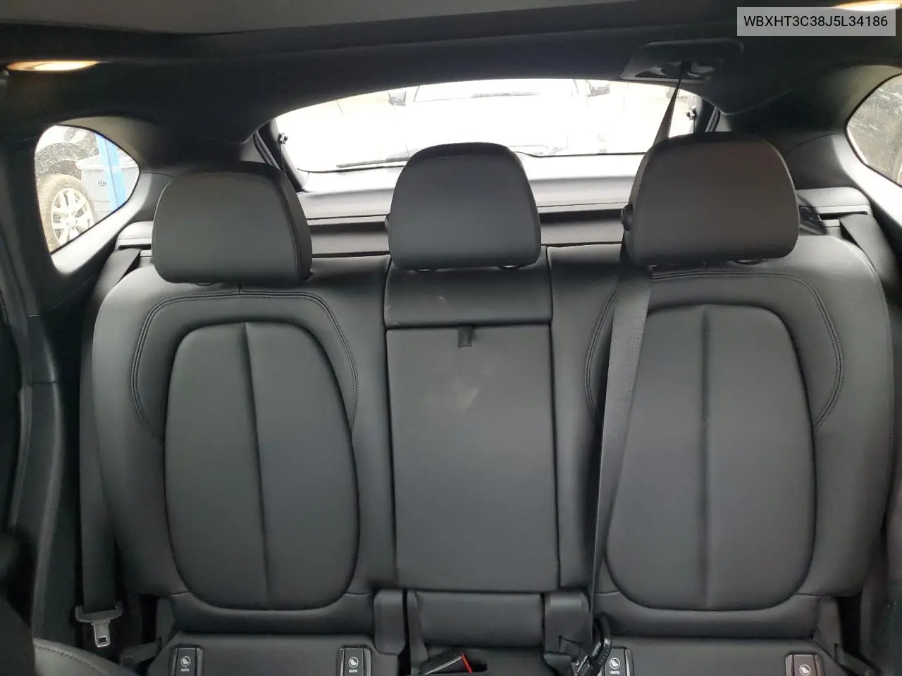 WBXHT3C38J5L34186 2018 BMW X1 xDrive28I
