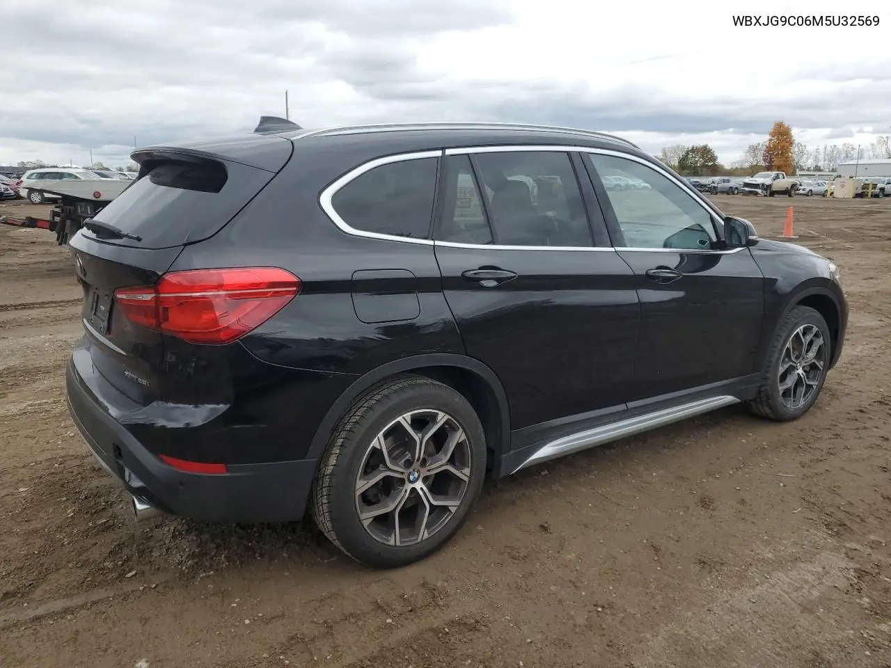 WBXJG9C06M5U32569 2021 BMW X1 xDrive28I