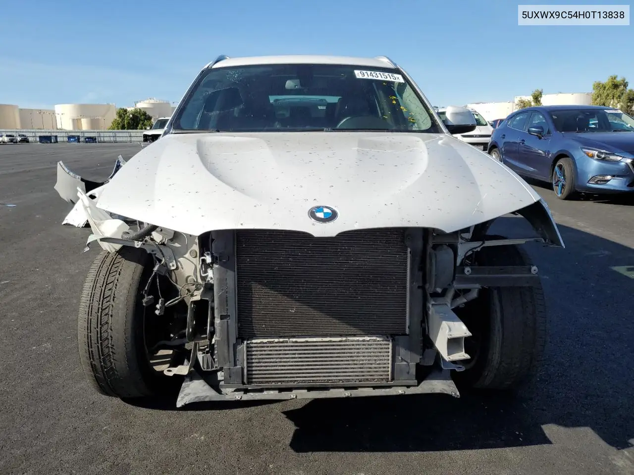 5UXWX9C54H0T13838 2017 BMW X3 xDrive28I