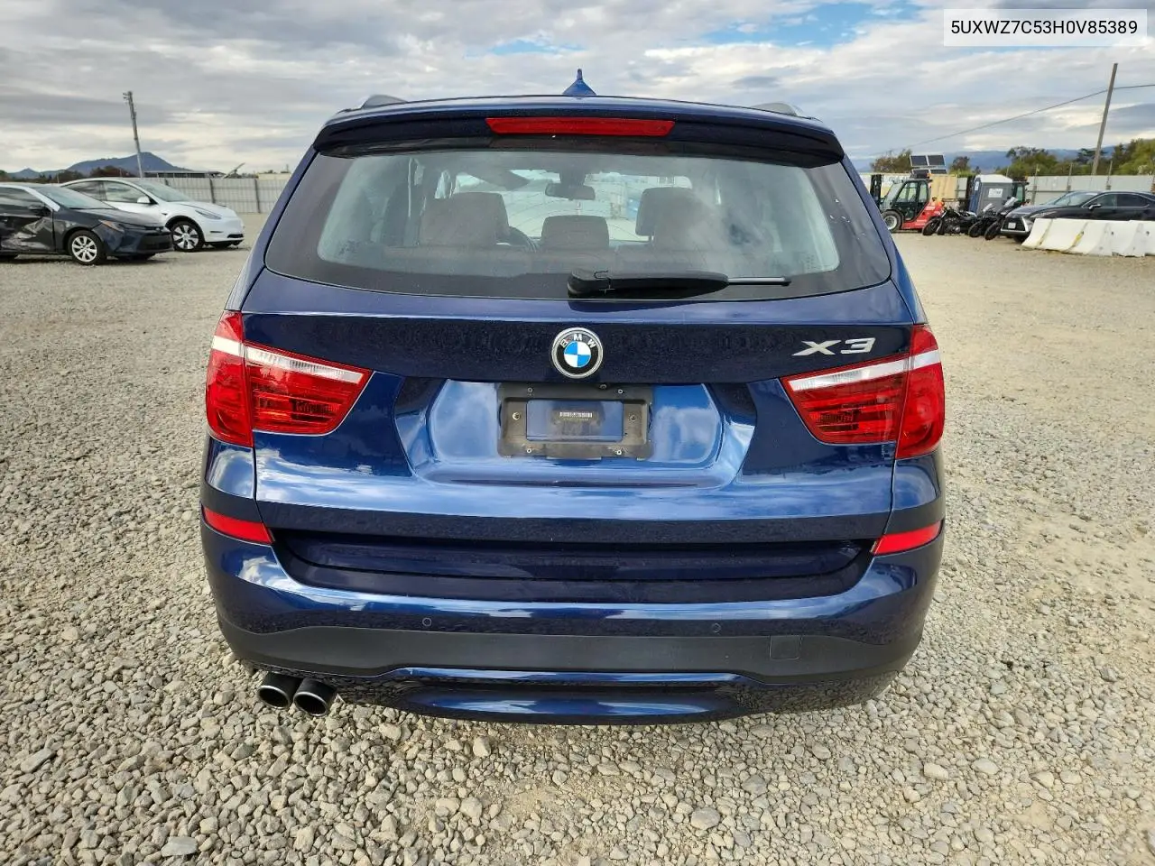 5UXWZ7C53H0V85389 2017 BMW X3 Sdrive28I