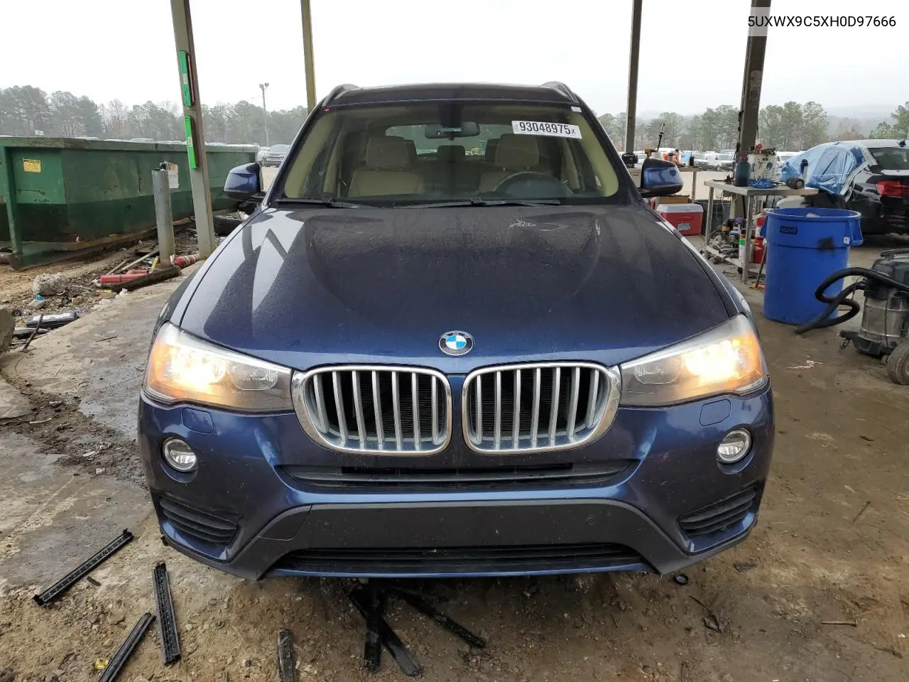 5UXWX9C5XH0D97666 2017 BMW X3 xDrive28I