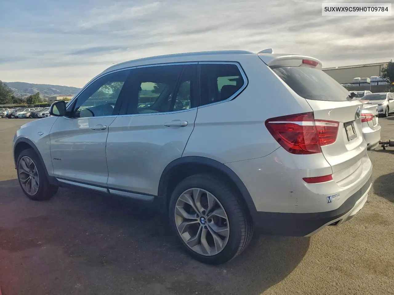 5UXWX9C59H0T09784 2017 BMW X3 xDrive28I