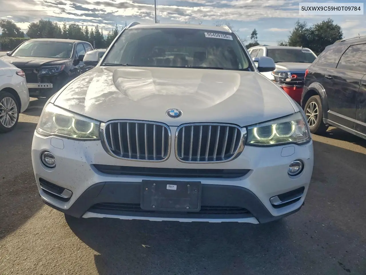 5UXWX9C59H0T09784 2017 BMW X3 xDrive28I