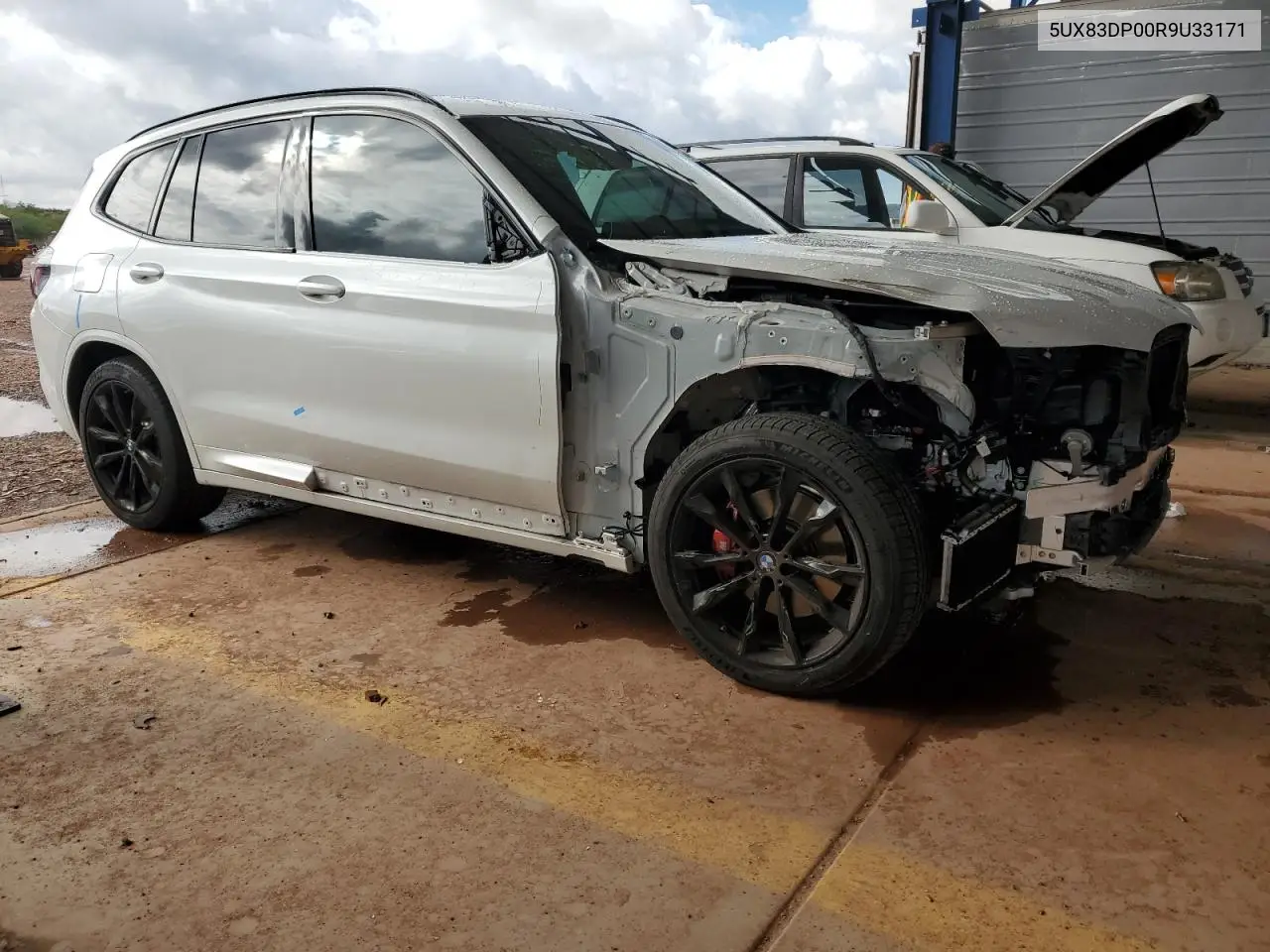 5UX83DP00R9U33171 2024 BMW X3 M40I