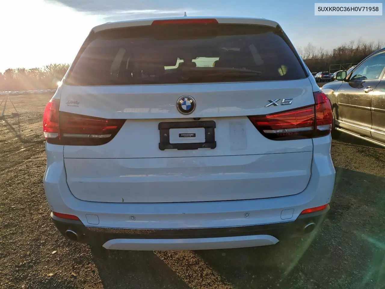 5UXKR0C36H0V71958 2017 BMW X5 xDrive35I
